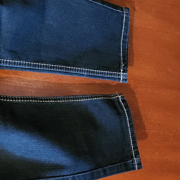 🎉🌹Host Pick🌹🎉FRAGILE BLUE JEANS - Picture 3 of 11